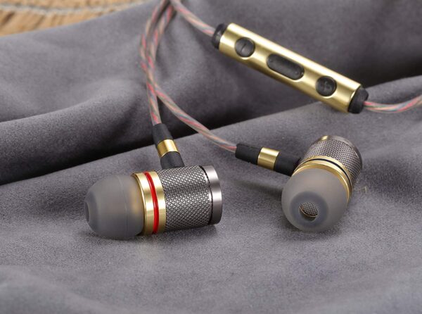 PTron Aristo in-Ear Wired Headphones with Mic (Gold) 4